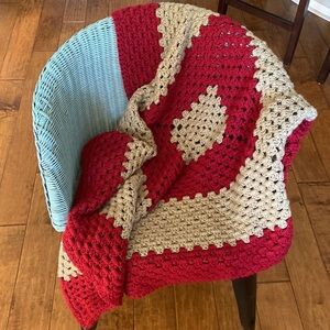 Beautiful Hand Made Crochet Blanket. Cranberry and Khaki. 40”x40”
